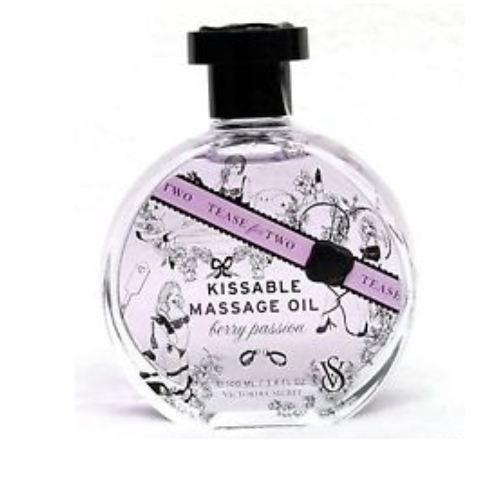 Victorias Secret NWT Kissable Massage Oil in Berry Passion